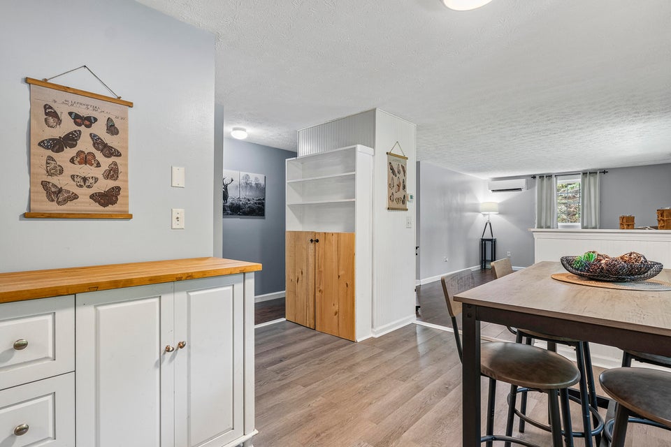 Kitchen detail at 598 Cape Road